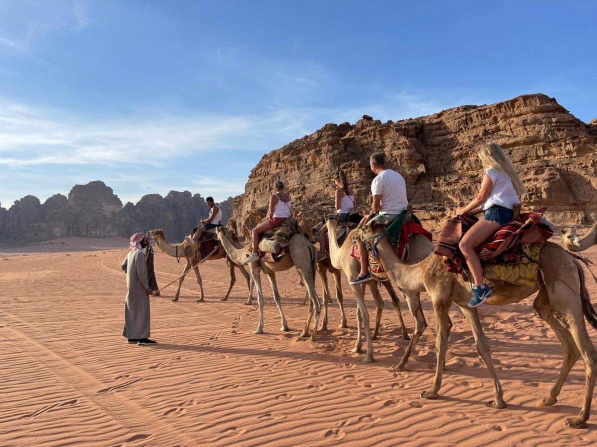 מלון Wadi Rum Magic Camp מראה חיצוני תמונה