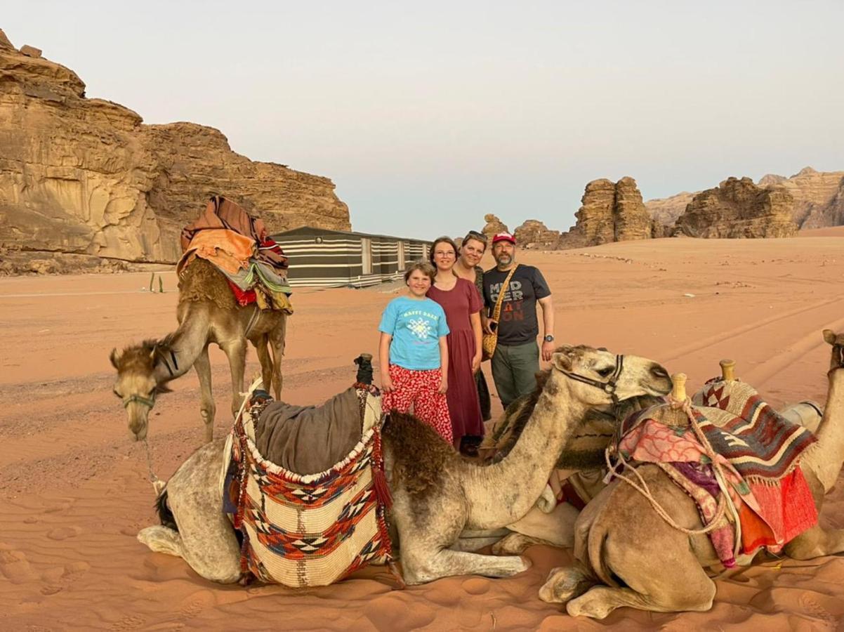 מלון Wadi Rum Magic Camp מראה חיצוני תמונה