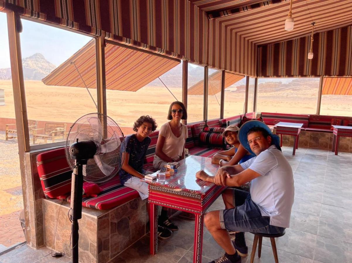 מלון Wadi Rum Magic Camp מראה חיצוני תמונה