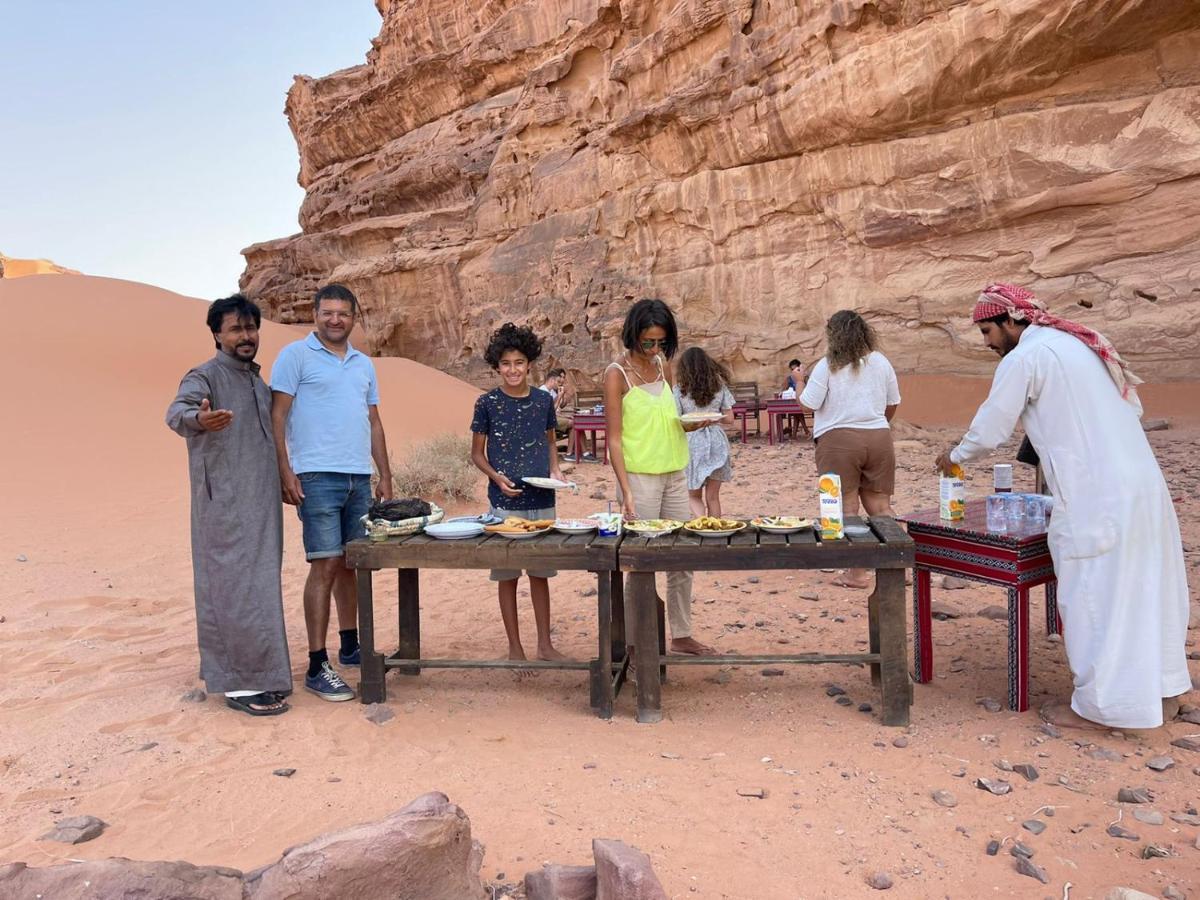 מלון Wadi Rum Magic Camp מראה חיצוני תמונה