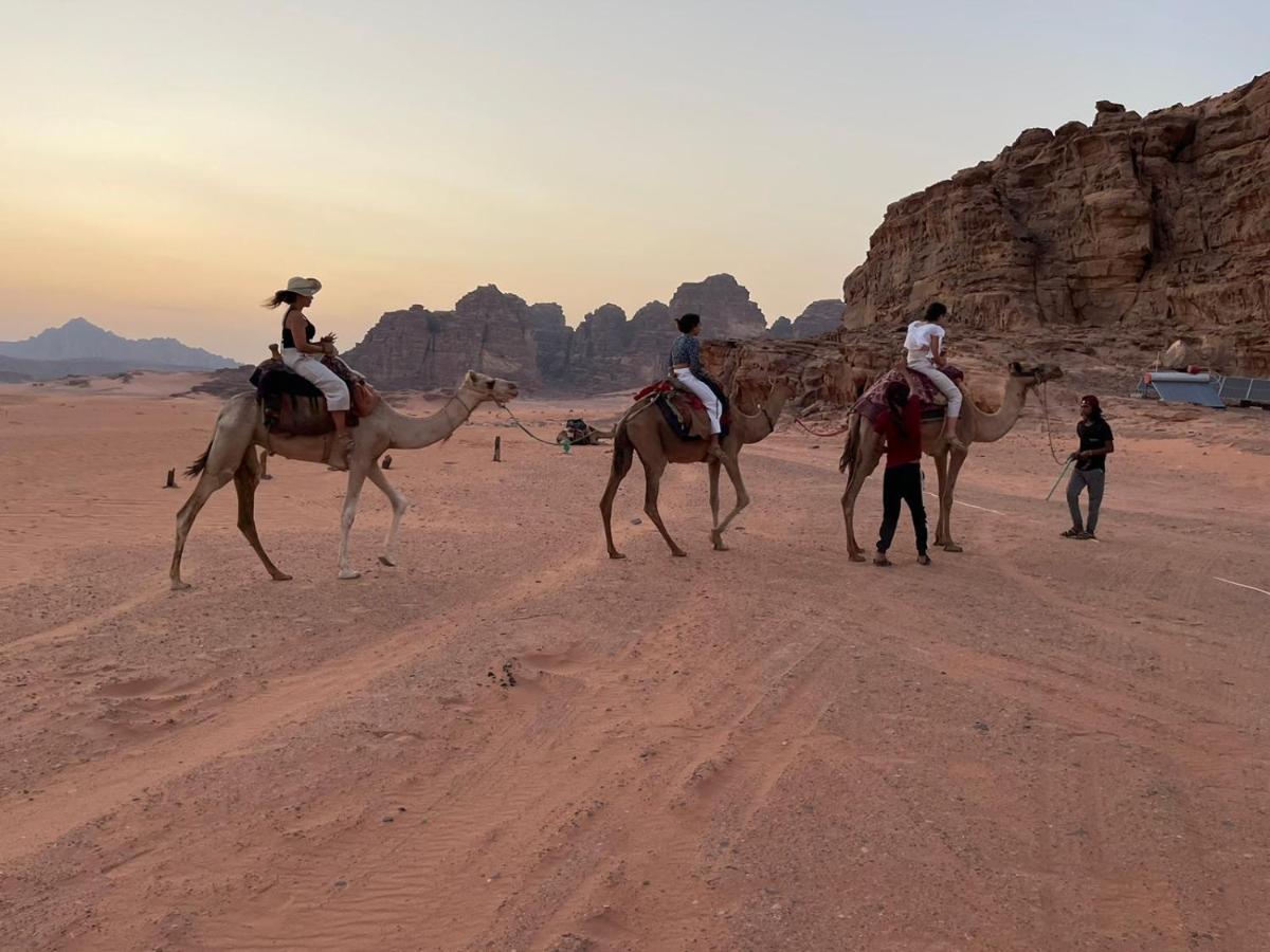 מלון Wadi Rum Magic Camp מראה חיצוני תמונה